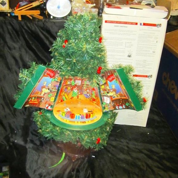 SANTA'S SECRET TREE MAGICAL ANIMATED LIGHT UP TREE W/DOORS THAT OPEN TO A SECRET - Picture 1 of 8